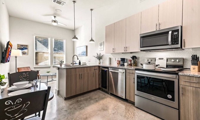 Fort Worth Apartamento | Serene Escape 1BD | Pool | 2 min to TCU