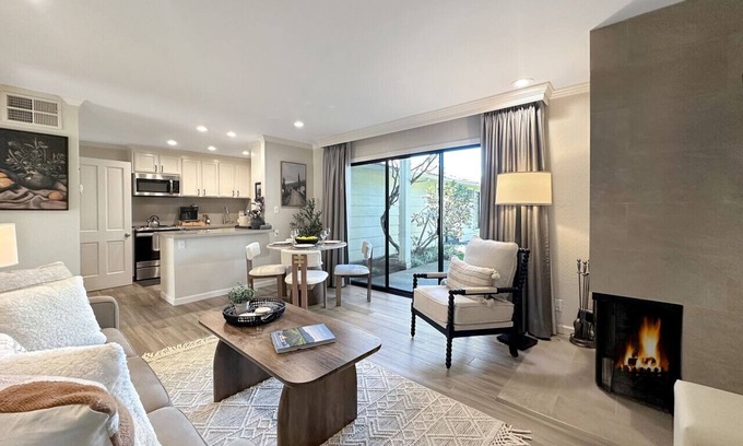 Vichy Springs Condominio | Serene Getaway| Kitchen, Pool, Patio & W/D
