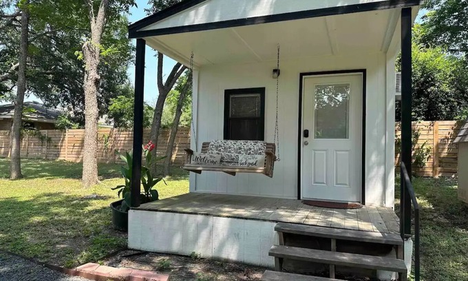 Elgin Apartamento | Serene Guesthouse - Weekly Discounts