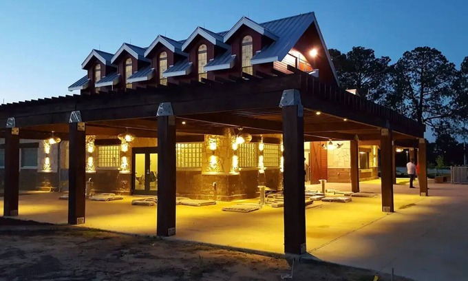 Highland Village Casa | Serene Home - Feels like a nice big tree house.