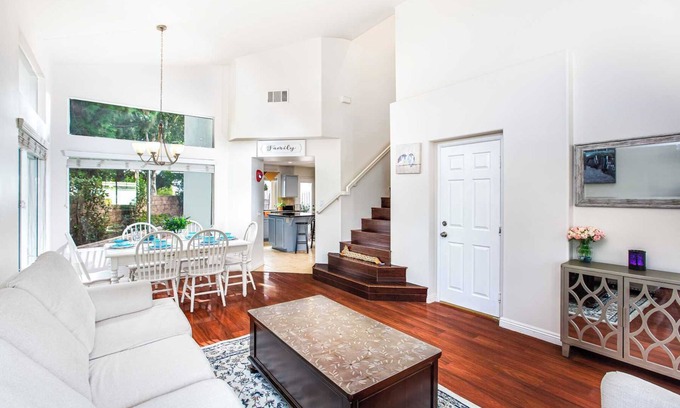 Corona Casa | Serene Summer Retreat in the Heart of Towergrove - Perfect for Families #41276