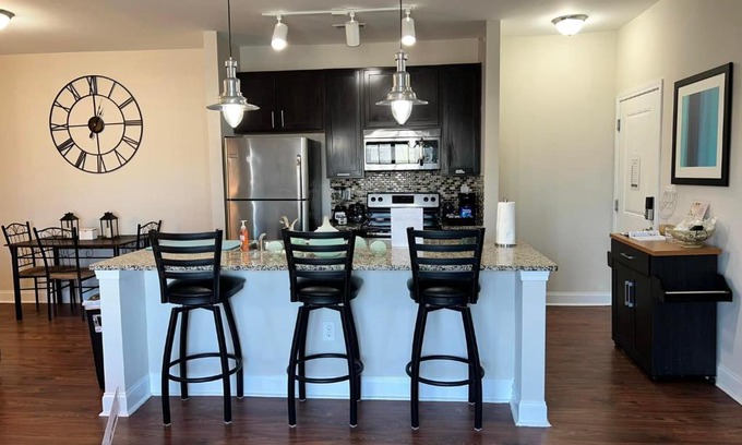 Fourth Ward Apartamento | Serene **Uptown** 2BR/2BA Apartment