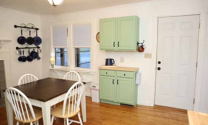 Sparta Otro | Serenity abounds in this beautiful 93-year-old farmhouse with mountain views.