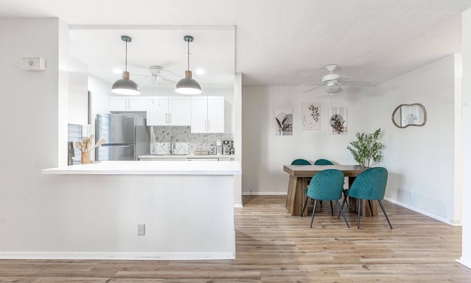 East Fort Lauderdale Apartamento | Serenity Home: Your Peaceful Escape Just Steps from the Beach