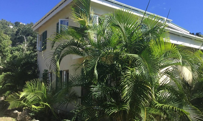 Upper Carolina Casa | Serenity House en Lala Land Coral Bay