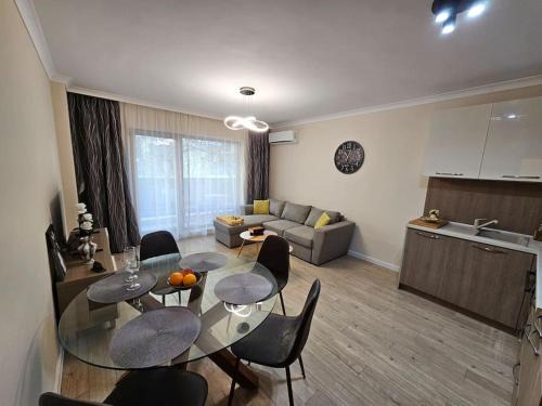 Varna City Centre Apartamento | Serenity in the heart of Varna with parking