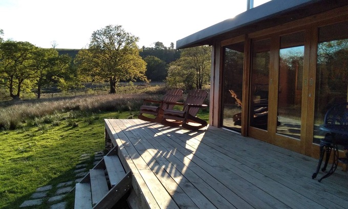 Pentrefelin Cabina | Serenity Lodge, una experiencia de glamping única.
