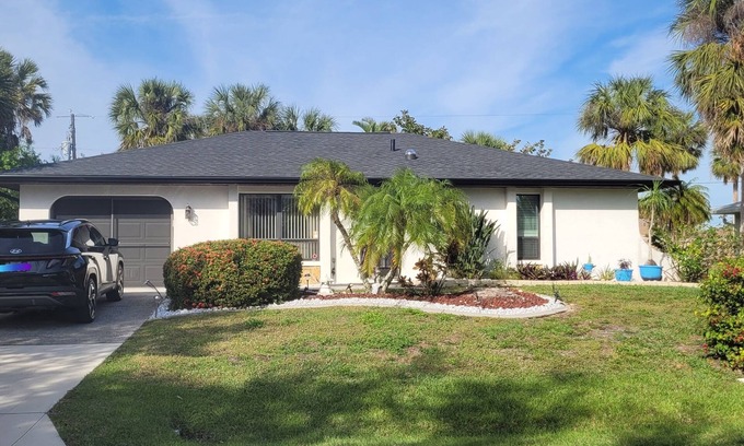Port Charlotte Casa | SERENITY NOW.. SWFL COZY BUNGALOW, WITH A PRIVATE POOL -- PET FRIENDLY
