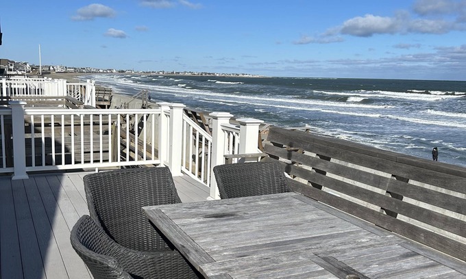 Green Harbor-Cedar Crest Casa | Serenity on the shore! Your seaside retreat awaits!