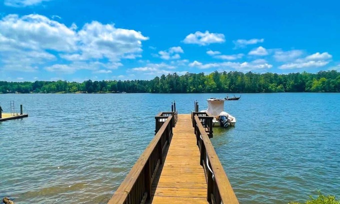 Prosperity Casa | Serenity View Lakeside Retreat on Lake Murray, SC
