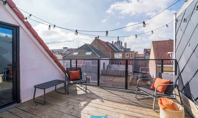 Vogelzang Casa | Sersea-spacious holiday house in Ostend w/ garage