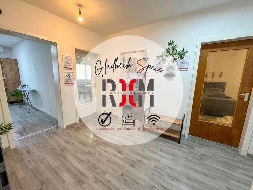 Alt-Rentfort Apartamento | Serviceroom24 - Space in Gladbeck WLAN - Smart-TV - 24-7 Check-in und Küche