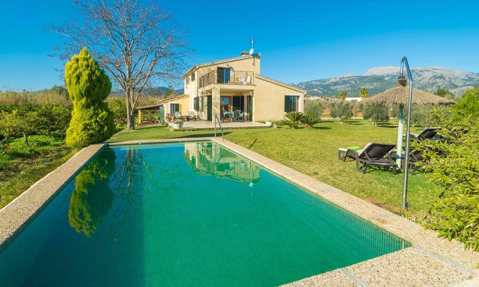 Selva Villa | SES ROTGES - Villa con piscina privada en SELVA. WiFi Gratis