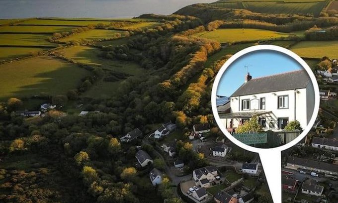St Ishmaels Apartamento | Set in a lovely village Just off coastal path