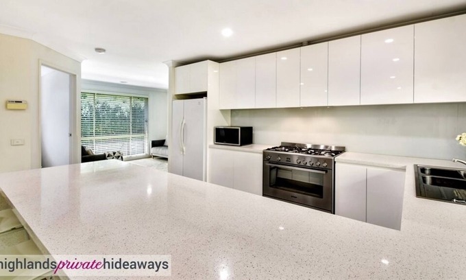 Bowral Casa | Set on beautiful and private 2000sqm