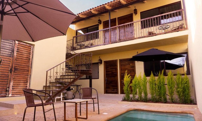 Ajijic Apartamento | Seuia Departamentos con alberca a pasos del lago