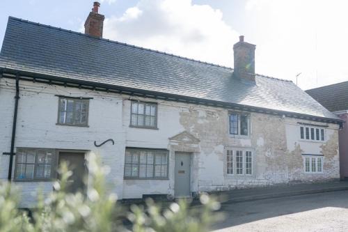 Long Itchington Casa | Seven Abbey Lane