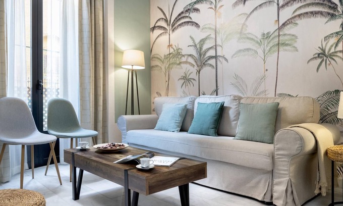 Santa Catalina Apartamento | Encanto Sevillano calle Sol - Confort y Tradición a 5 Min de las Setas