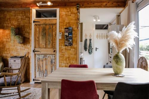 Baarland Casa | Sfeervolle bungalow op vakantiepark Baarland