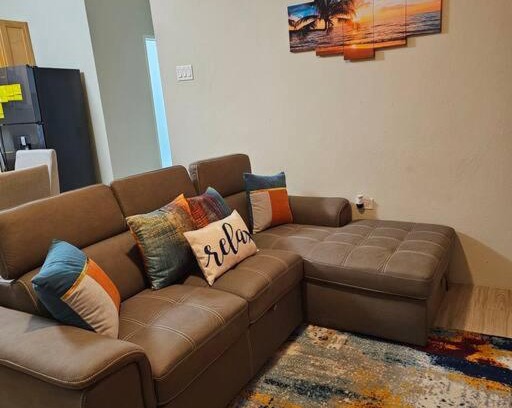 Linstead Apartamento | SG Apartment Complex (Apt #1)