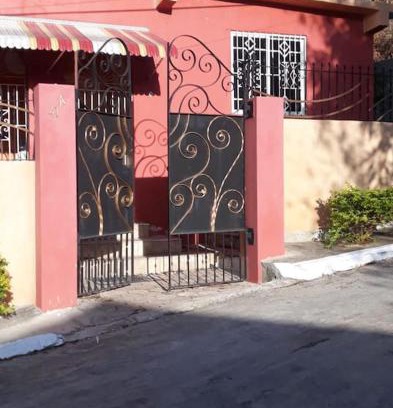 Spanish Town Casa | Shadricks Homes