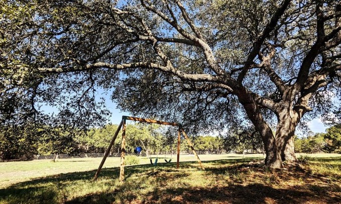 Wimberley Casa | Shady Oaks Cottage: A Peaceful & Relaxing Getaway