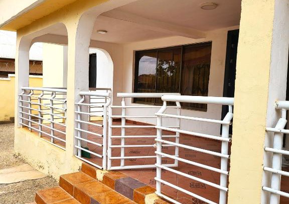 Kumasi Casa | Shanti Lodge
