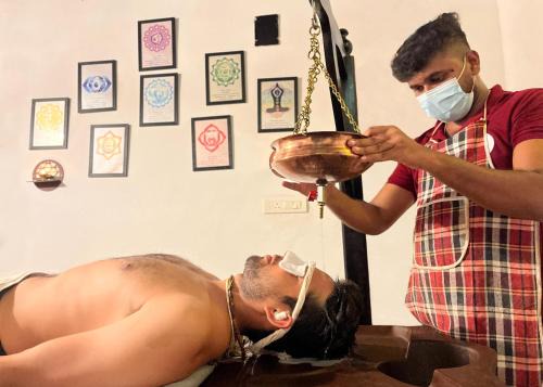 Andhakaranazhy Complejo | Shantitheeram Ayurveda Lakeside Heritage Resort