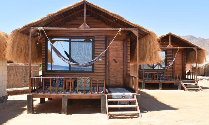 Nuweiba Hotel | Shanty beach camp suer