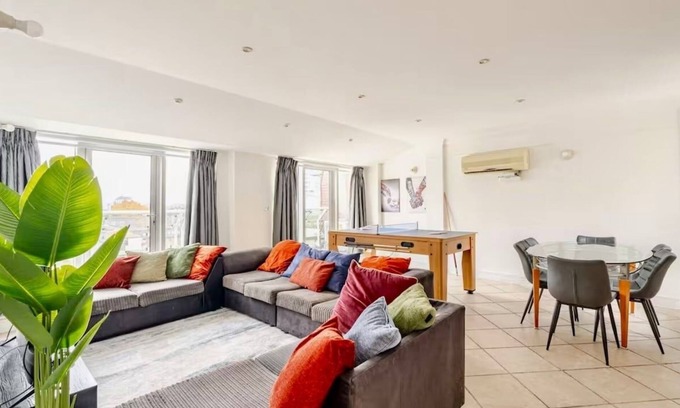 Cathedrals Condominio | Shard Views London Penthouse!