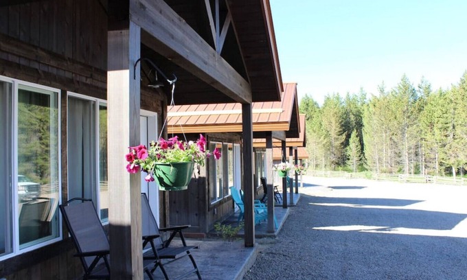 Island Park Chalet De Esquí | Shared Hot Tub, 2 Queen Beds, WIFI, full bathroom