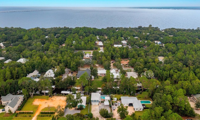 Santa Rosa Beach Condominio | Shared Room POOL access BAY ACESS and BOAT slip