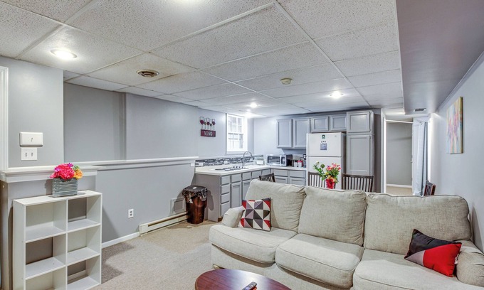 Shawnee Apartamento | Shawnee Vacation Rental ~ 11 Mi to Kansas City!