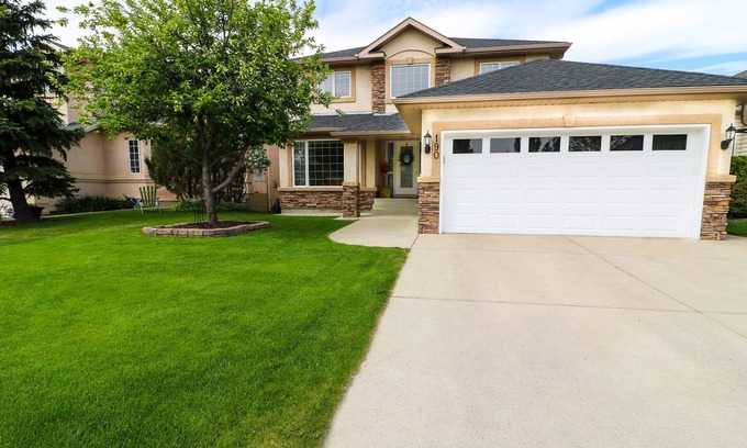 Southeast Calgary Casa | PERFECCIÓN DE SHEER en el campo de golf ~ SLEEPS 14