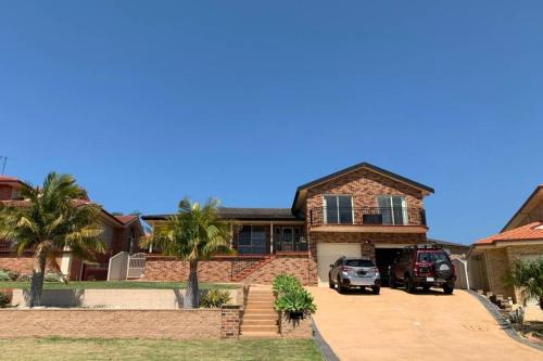 Blackbutt Casa | Shellharbour. Ocean, lake and mountain view