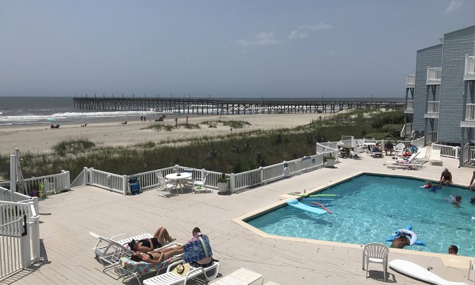 Ocean Isle Beach Condominio | Shells In Your Pocket - Condominio frente al mar - Terraza, piscina, jacuzzi