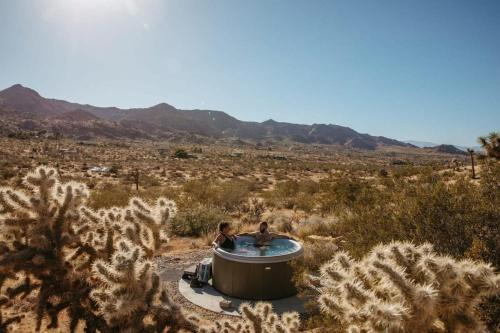Joshua Tree Casa | Shelter 2 l A Classic At Joshua Tree Park Entrance
