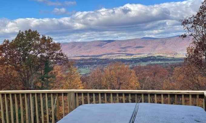 Rileyville Casa | Shenandoah Mountain Cabin