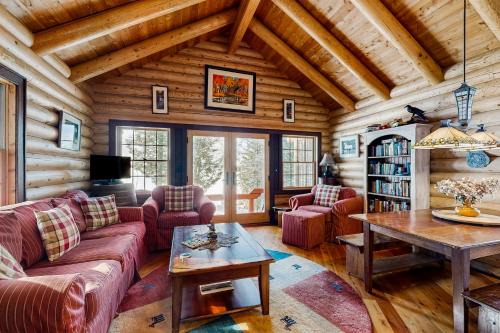 Greenville Casa | Shephard's Cabin