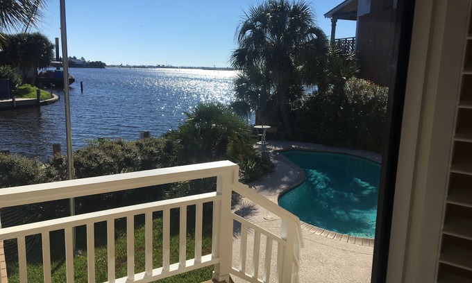 Key Allegro Casa | hermosa casa frente al mar con piscina y vista
