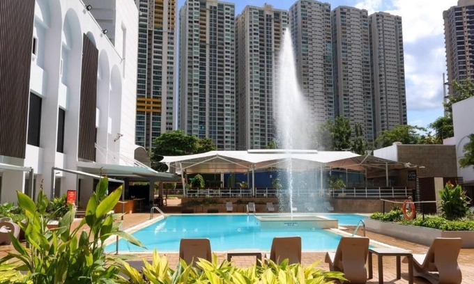 Tumba Vieja Complejo | Sheraton Grand Panama