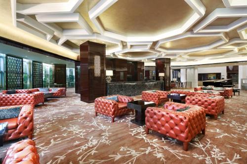 Pudong Hotel | Sheraton Shanghai Waigaoqiao Hotel