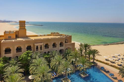 Beach & Coast Complejo | Sheraton Sharjah Beach Resort and Spa