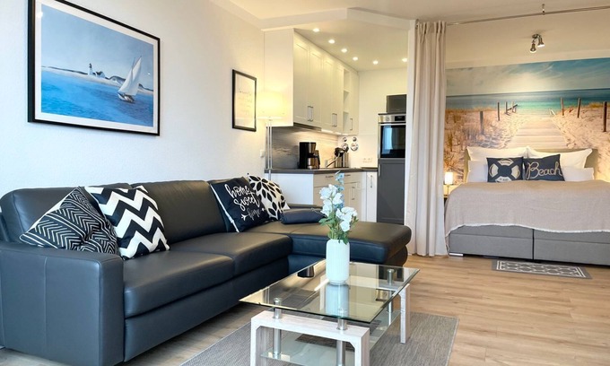 Sahlenburg Apartamento | SHH3 - Fantastic vacation apartment with sea view, swimming pool and sauna -