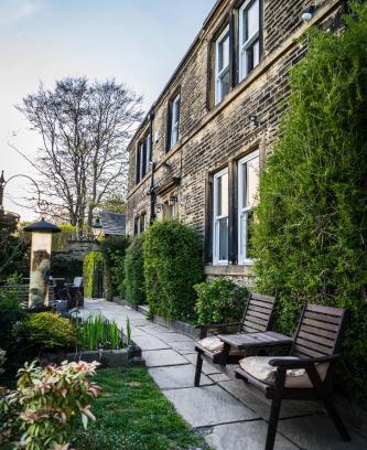 Shibden Cama Y Desayuno | Shibden Hall View
