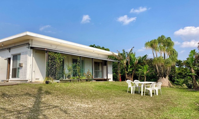 Nagura Casa | Shima-Asana Private Yoga Retreat, with Traditional Okinawan Architecture