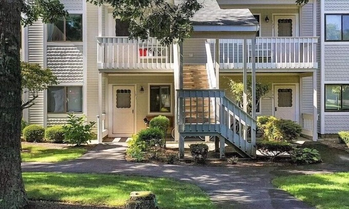 Brewster Casa | Shining Sea Condo