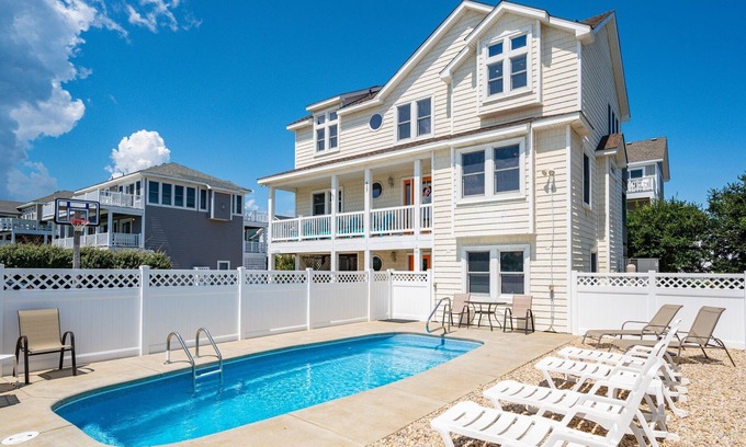 Currituck County Casa | Ships Ahoy: Oceanside, Pet Friendly, Heated Pool, Pool Table