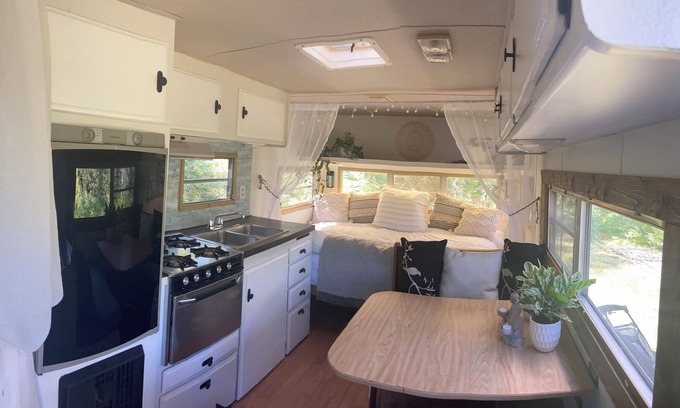 Kootenay Bay Casa | Shiva Hill Camper with Stunning Glacier Views