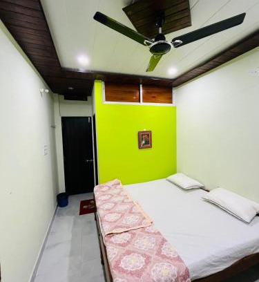 Ujjain Casa | Shivoham Homestay(शिवोहम होमस्टे)